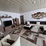 Schneckenhuette Апартаменты Мешеде