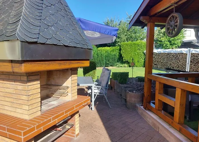 Schneckenhuette Daire Meschede